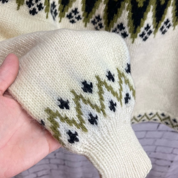 Norse Knit Vintage 100% Wool Norwegian Nordic Fair Isle Sweater Hand Knit - Picture 14 of 14